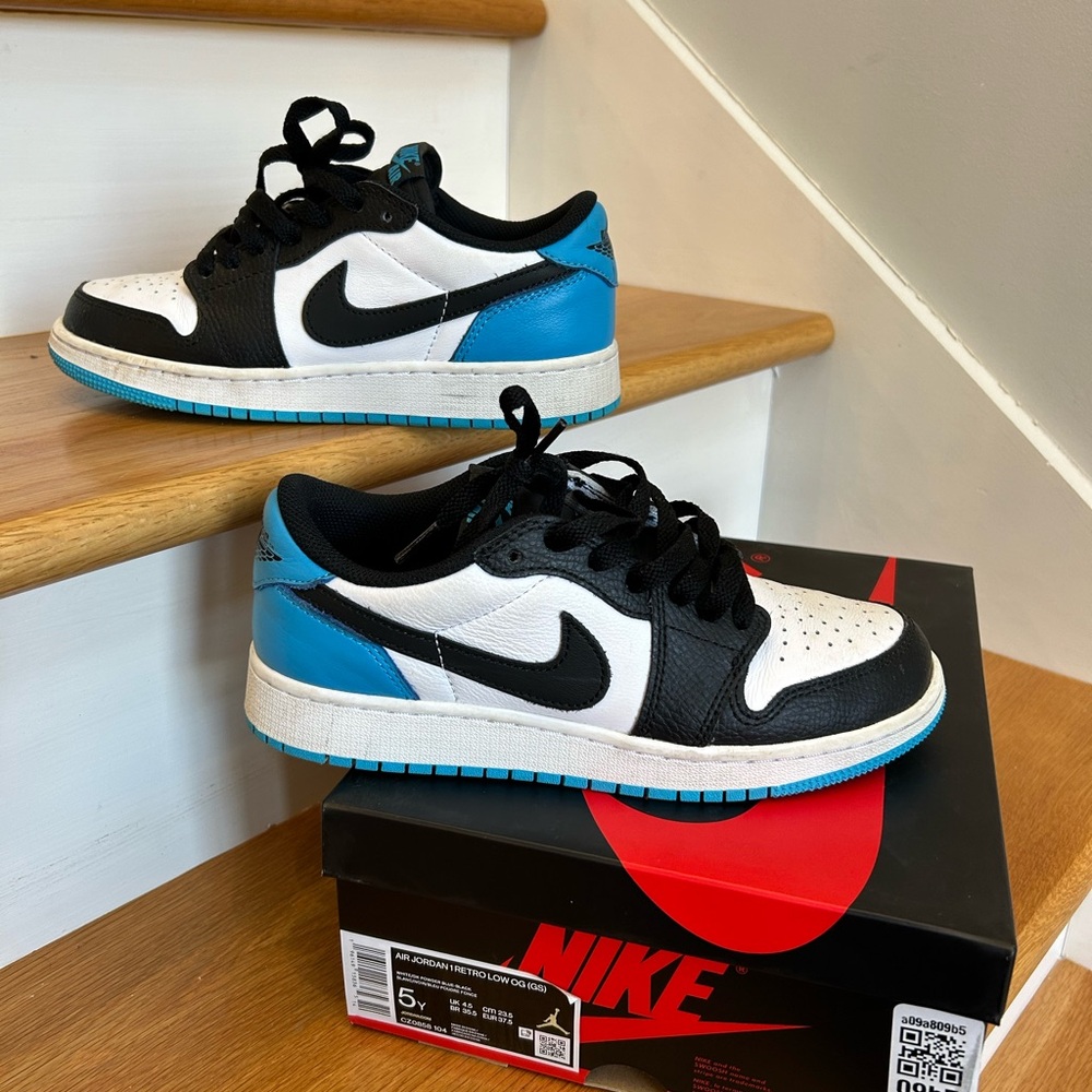 Nike Kids' Air Jordan 1 Retro Low OG Sneakers
